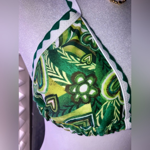 NEW Embroidered Straps Green Floral V-neck Adjustable padded Bikini TOP Large - Picture 8 of 15